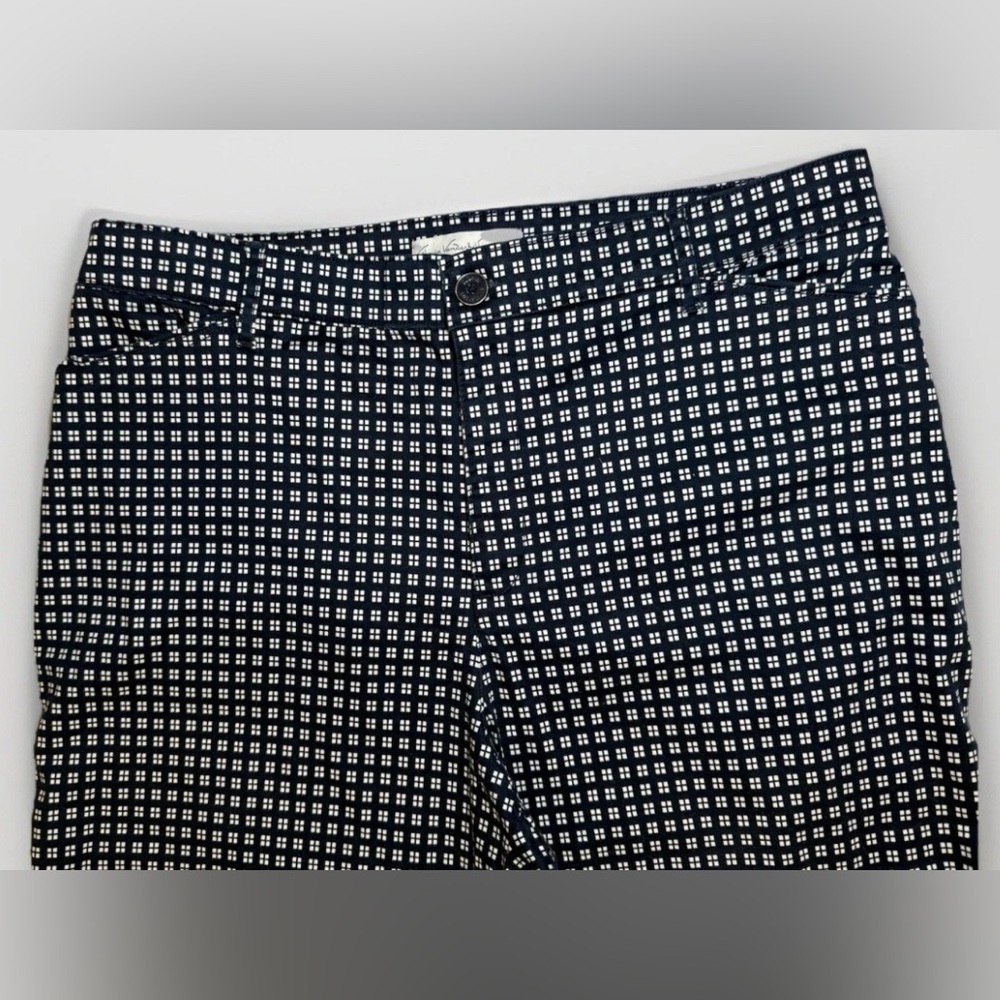 Gloria Vanderbilt Khaki UnItd Navy Blue White Geometric Capri Pants 16 33x18 - Picture 4 of 5